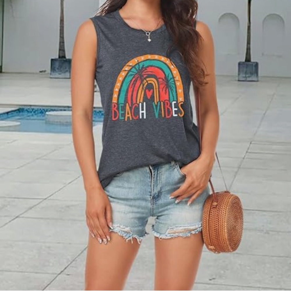 Beach Vibes tank top - Picture 2 of 5